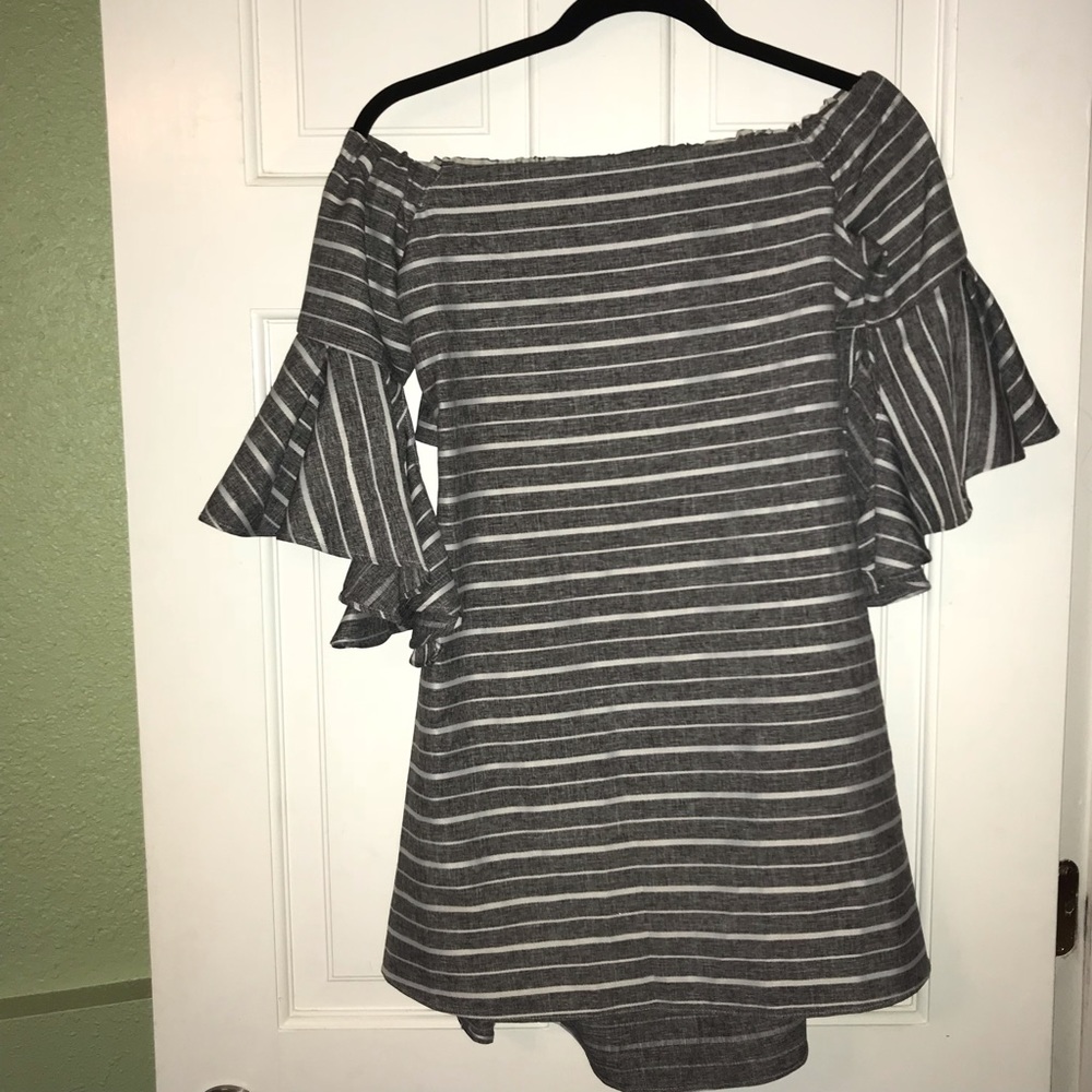 Off the shoulder dress striped dress